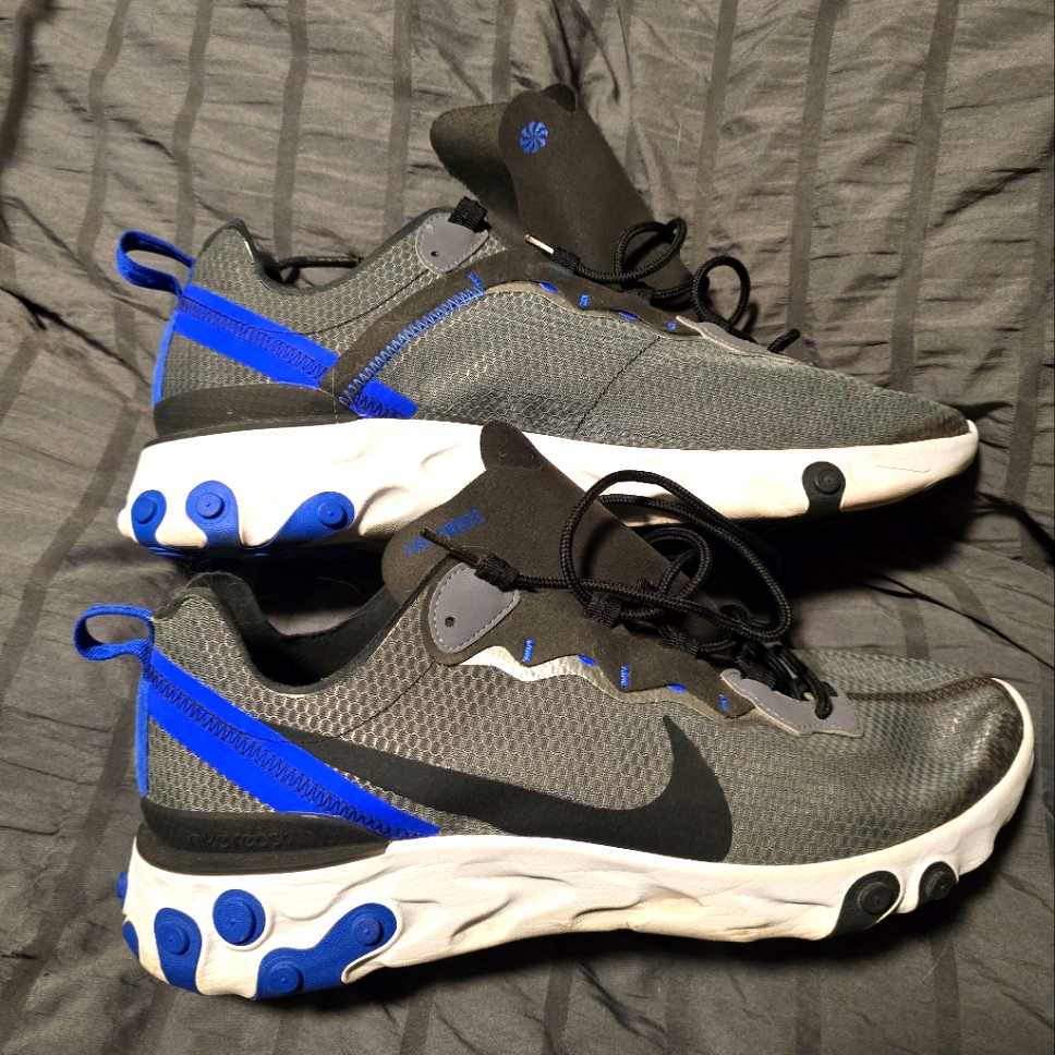 Nike React